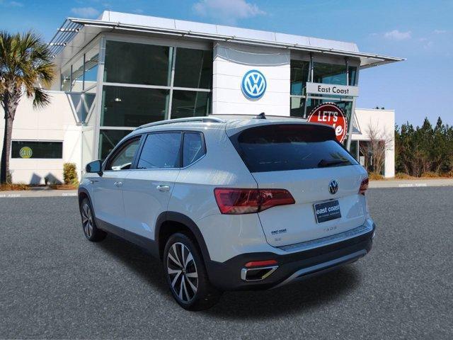 new 2024 Volkswagen Taos car