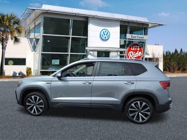 new 2024 Volkswagen Taos car