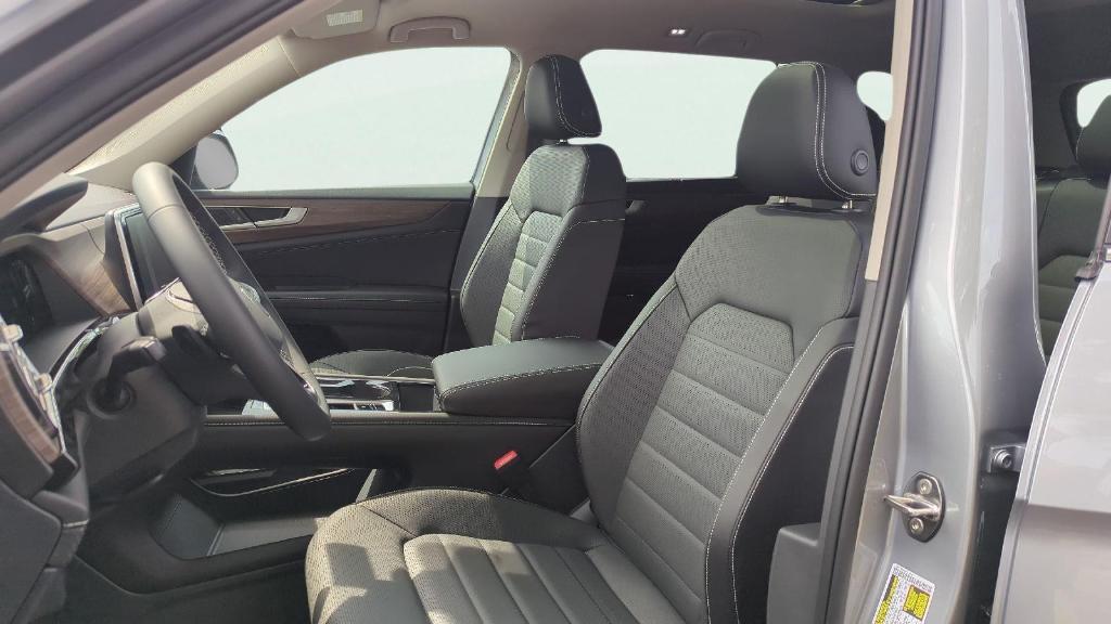 new 2026 Volkswagen Atlas car, priced at $51,886