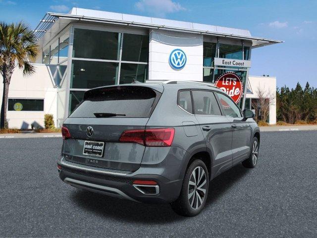 new 2024 Volkswagen Taos car