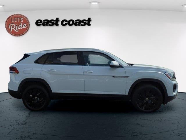 new 2025 Volkswagen Atlas Cross Sport car, priced at $45,956