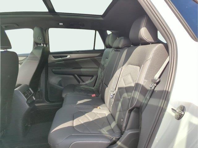 new 2025 Volkswagen Atlas Cross Sport car, priced at $45,956
