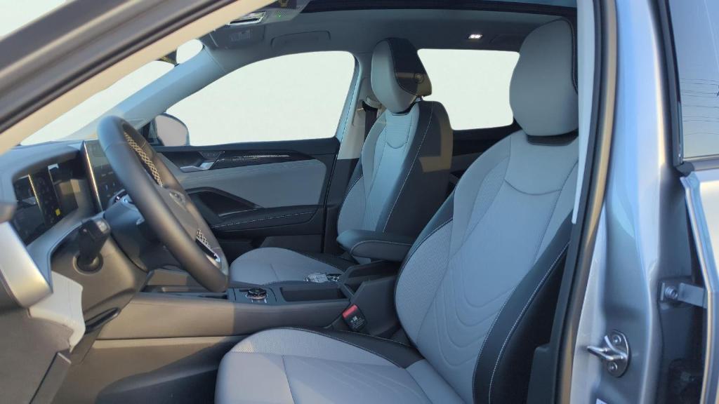 new 2025 Volkswagen Tiguan car, priced at $31,991