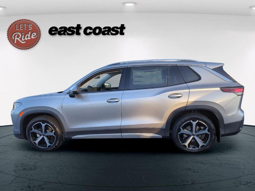 new 2025 Volkswagen Tiguan car, priced at $31,991