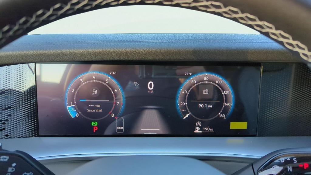 new 2025 Volkswagen Tiguan car, priced at $31,991