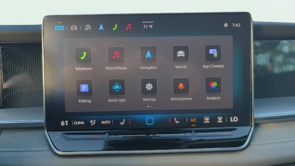 new 2025 Volkswagen Tiguan car, priced at $31,991