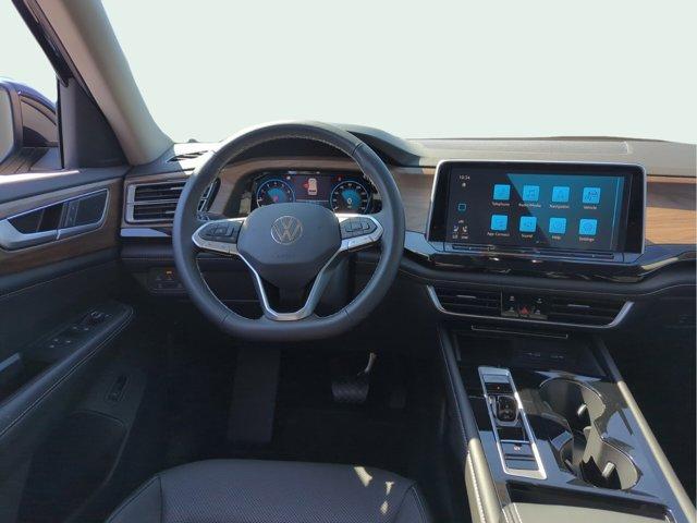 new 2025 Volkswagen Atlas car, priced at $48,718