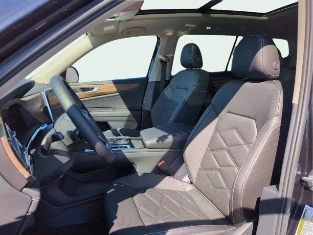 new 2025 Volkswagen Atlas car, priced at $48,718