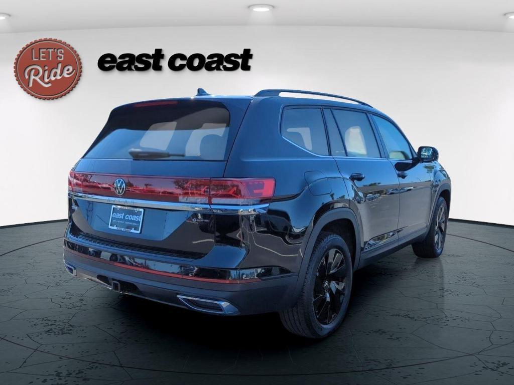 new 2025 Volkswagen Atlas car, priced at $42,718