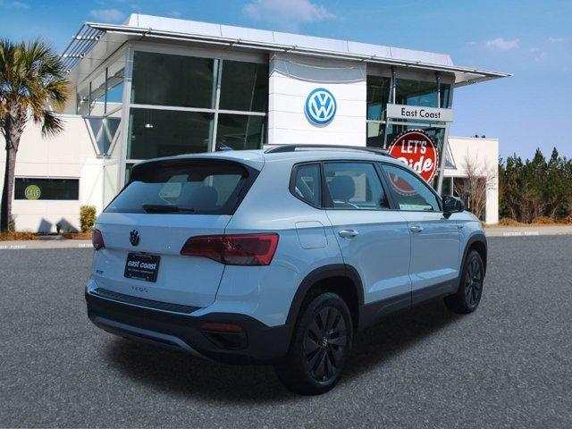 new 2024 Volkswagen Taos car