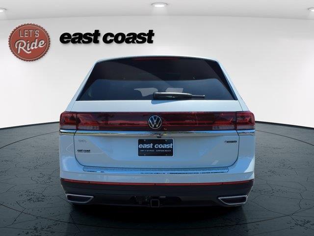 new 2025 Volkswagen Atlas car, priced at $51,665