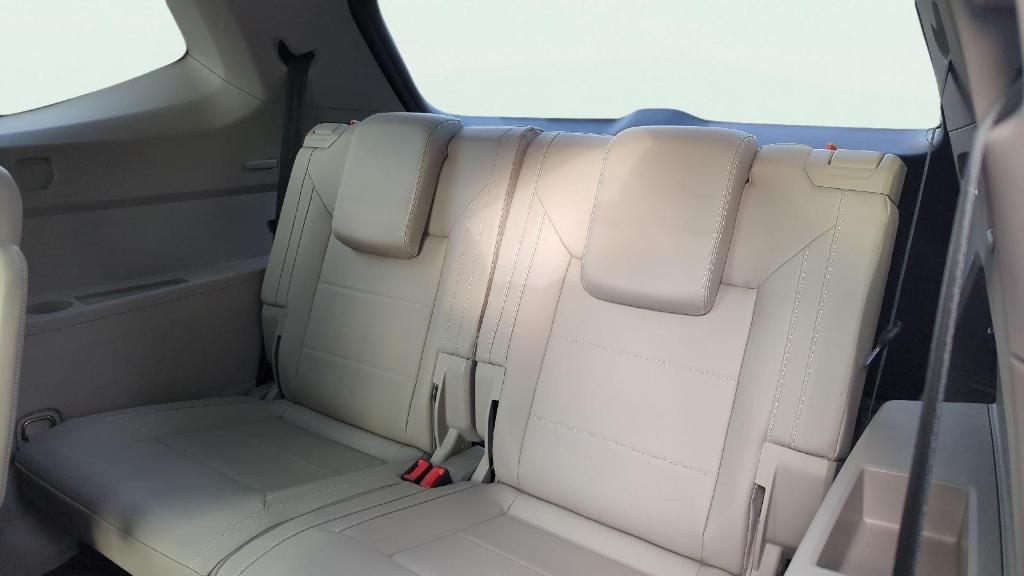 used 2021 Volkswagen Atlas car, priced at $32,000