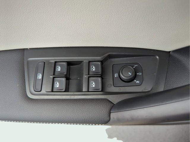 new 2024 Volkswagen Tiguan car, priced at $32,675