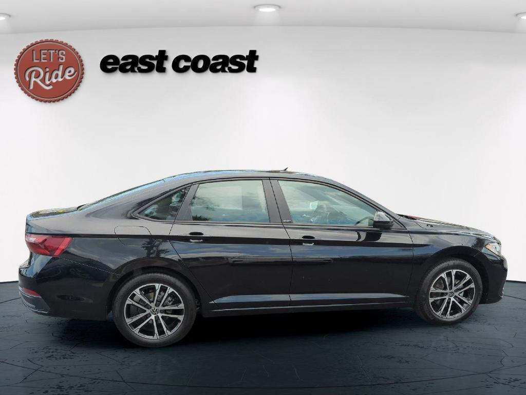 new 2025 Volkswagen Jetta car, priced at $24,589