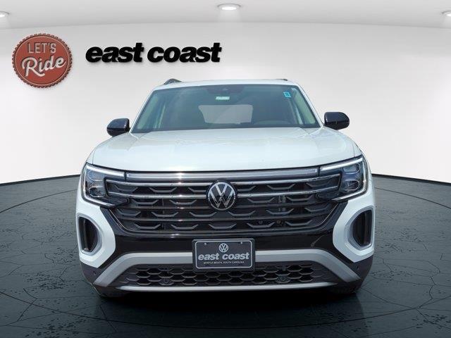 new 2025 Volkswagen Atlas car, priced at $49,366