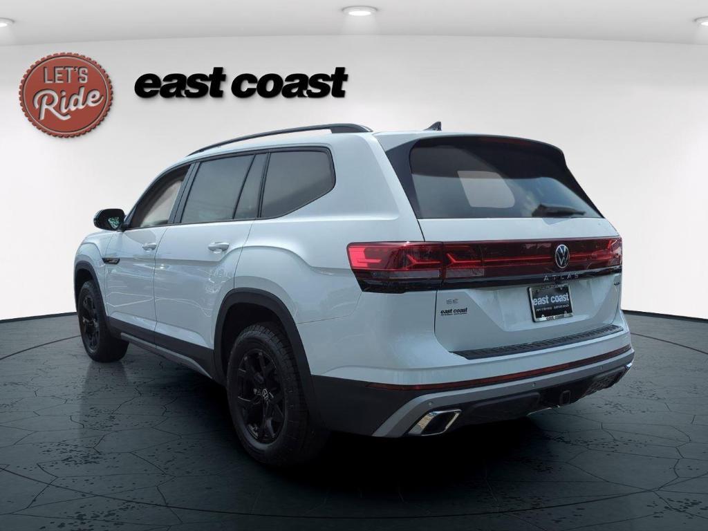 new 2025 Volkswagen Atlas car, priced at $43,366