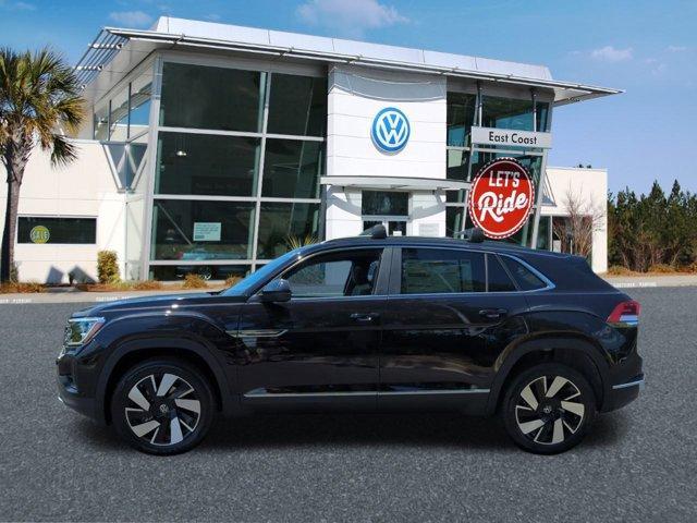 new 2024 Volkswagen Atlas Cross Sport car