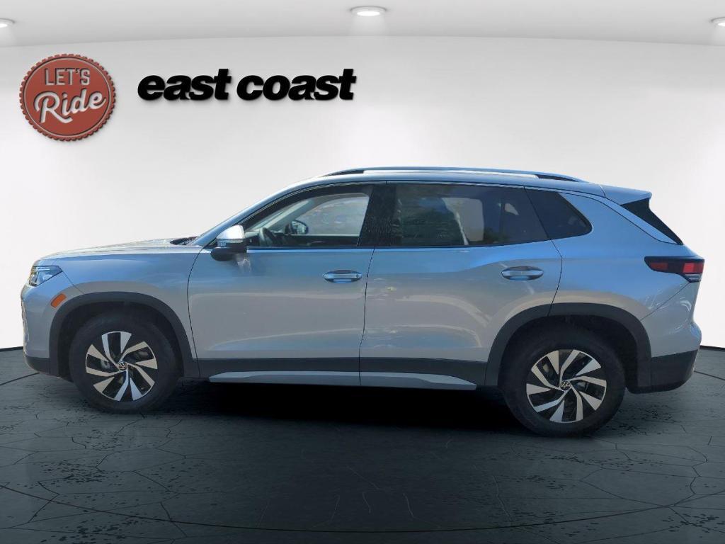 new 2025 Volkswagen Tiguan car, priced at $30,966
