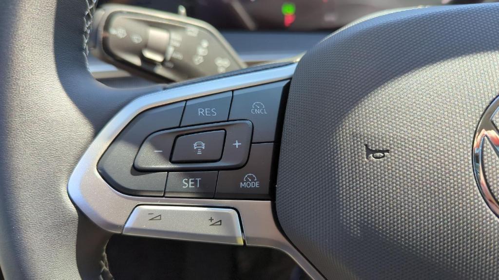 new 2025 Volkswagen Tiguan car, priced at $30,966