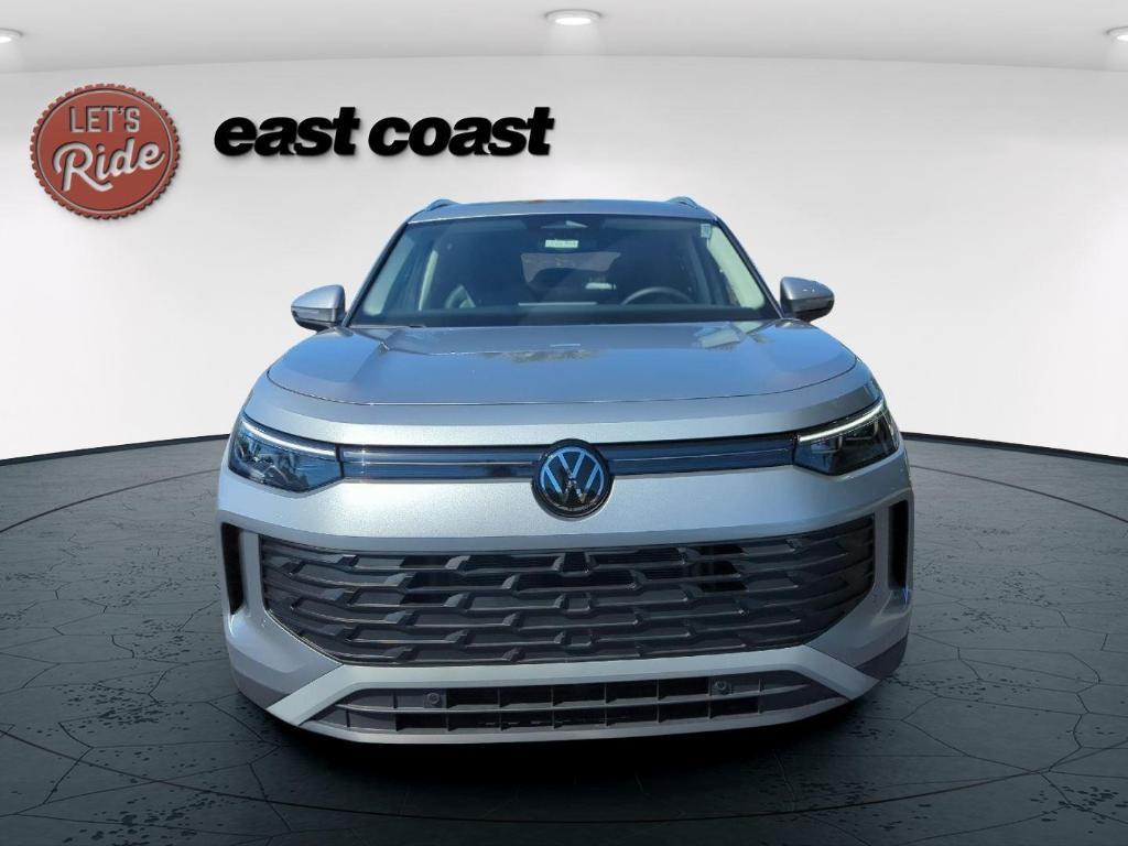 new 2025 Volkswagen Tiguan car, priced at $30,966