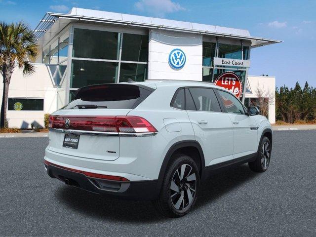 new 2024 Volkswagen Atlas Cross Sport car