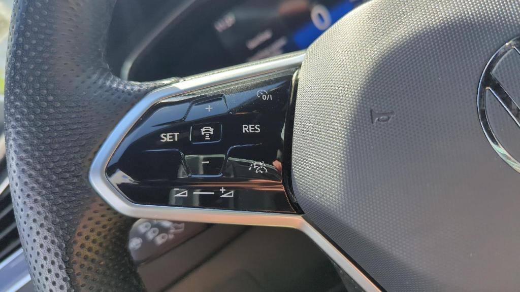 used 2022 Volkswagen Tiguan car, priced at $32,587