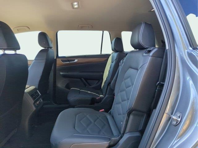 new 2024 Volkswagen Atlas car, priced at $45,796