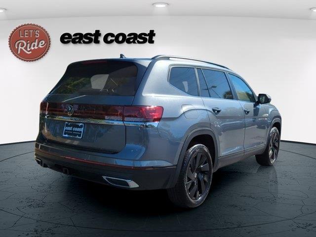 new 2024 Volkswagen Atlas car, priced at $45,796