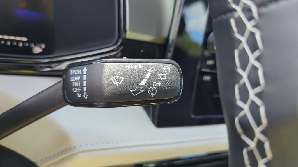 new 2025 Volkswagen Taos car, priced at $26,021
