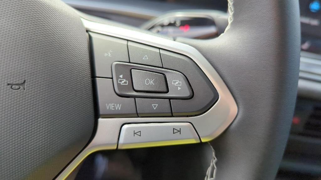 new 2025 Volkswagen Tiguan car, priced at $27,886