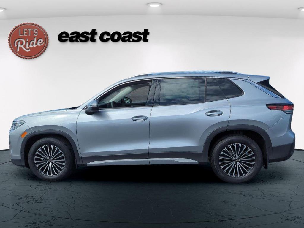 new 2025 Volkswagen Tiguan car, priced at $27,886