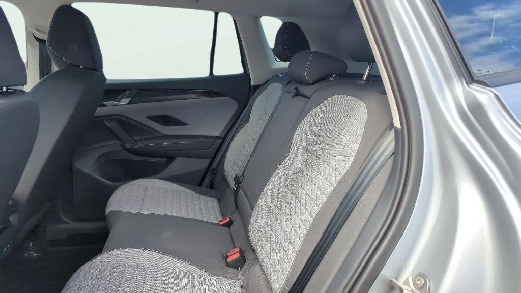 new 2025 Volkswagen Tiguan car, priced at $27,886