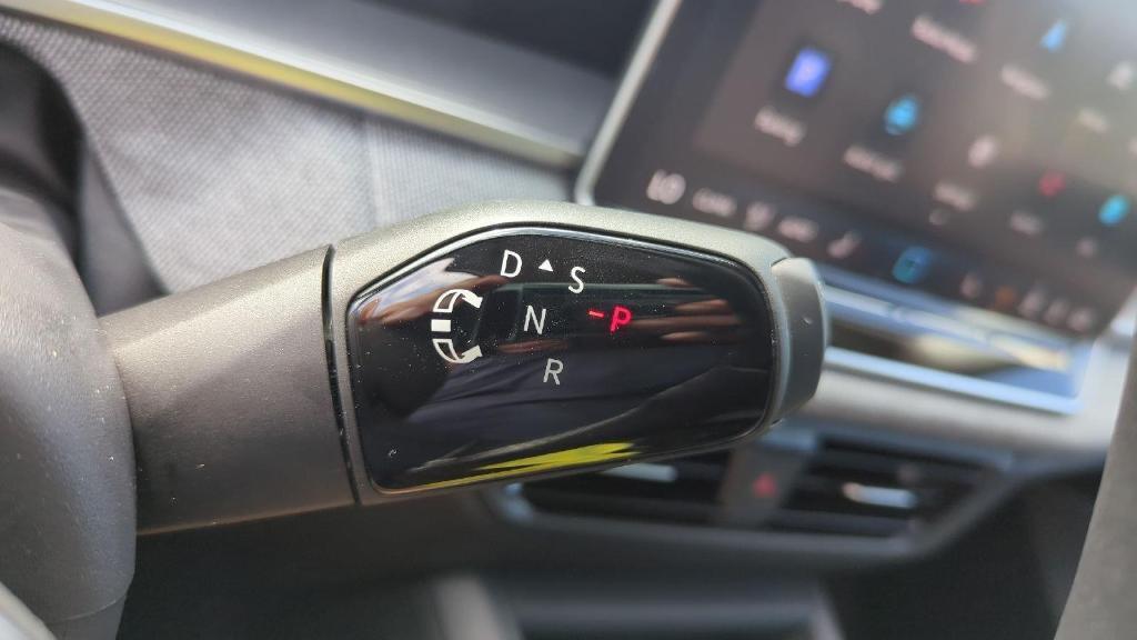 new 2025 Volkswagen Tiguan car, priced at $27,886