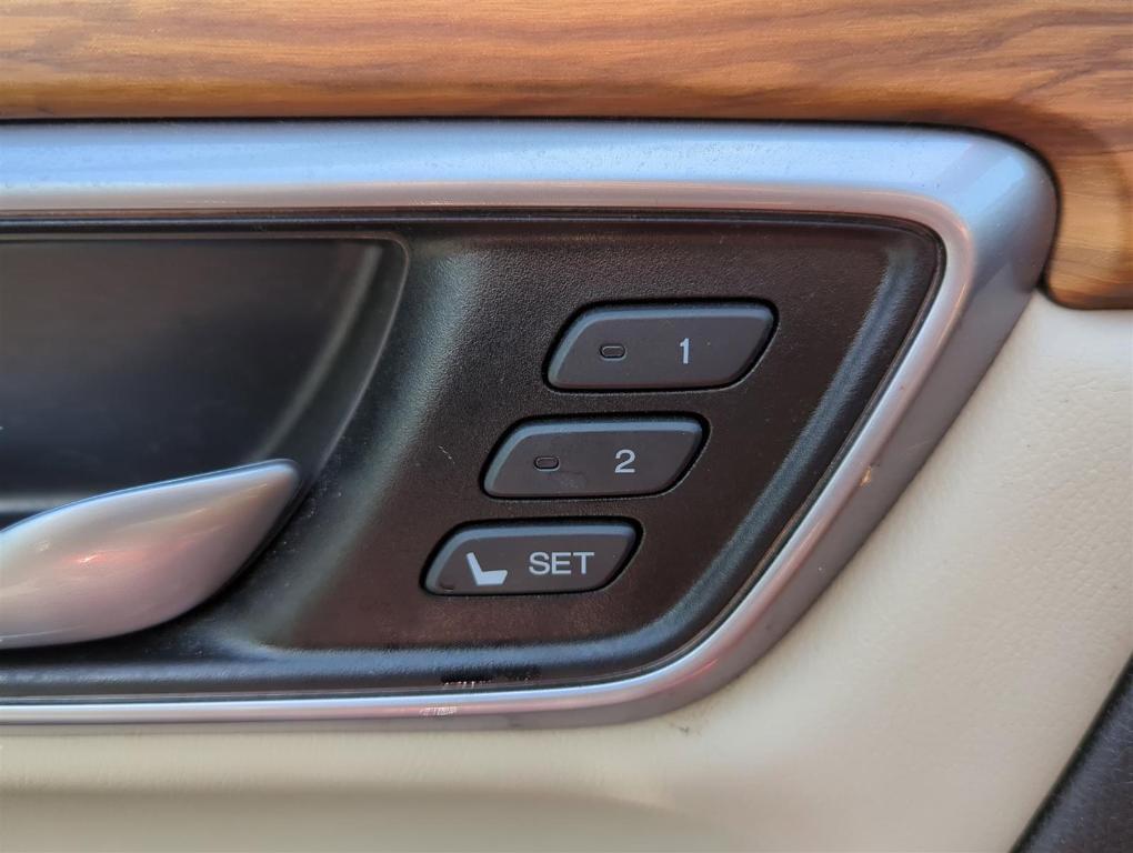 used 2018 Honda CR-V car, priced at $23,456