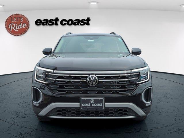 new 2025 Volkswagen Atlas car, priced at $49,479