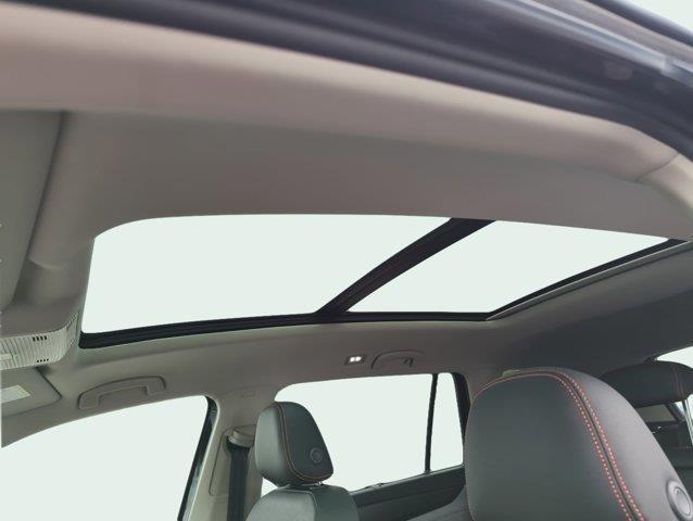 new 2025 Volkswagen Atlas car, priced at $49,479