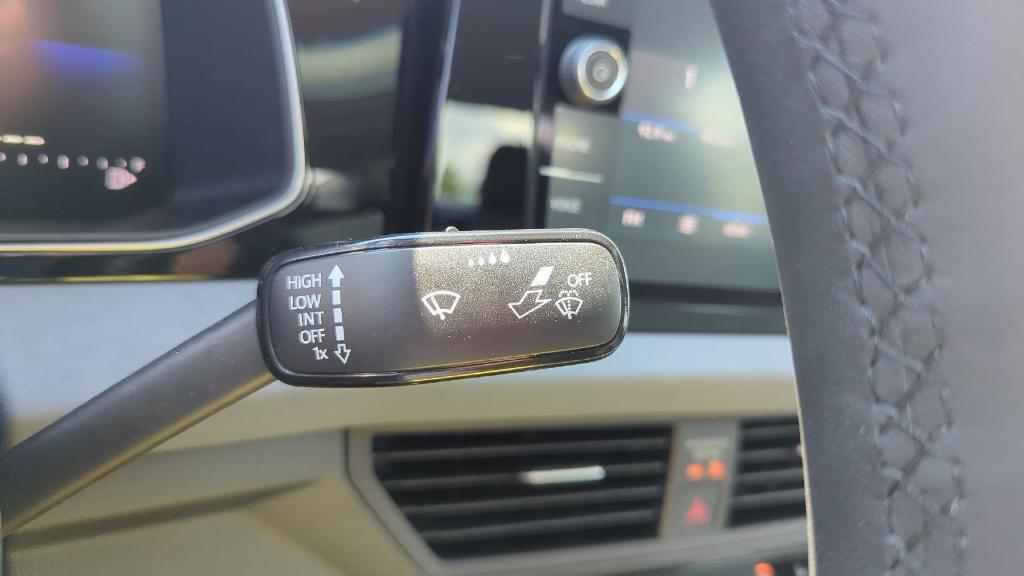 new 2025 Volkswagen Jetta car, priced at $26,988