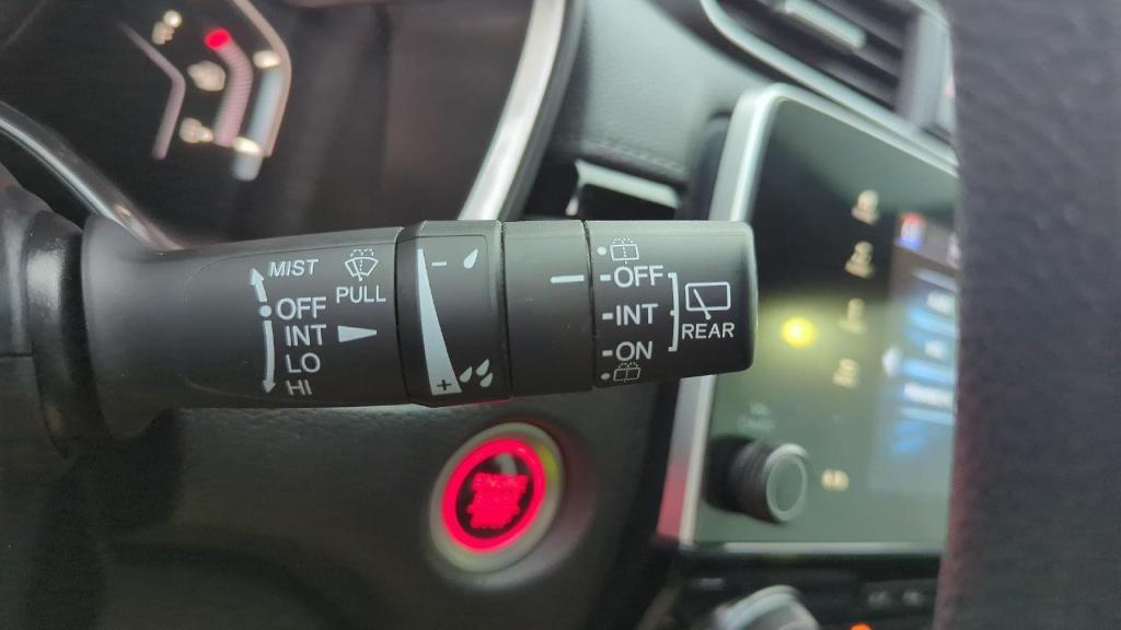 used 2021 Honda CR-V car, priced at $21,000