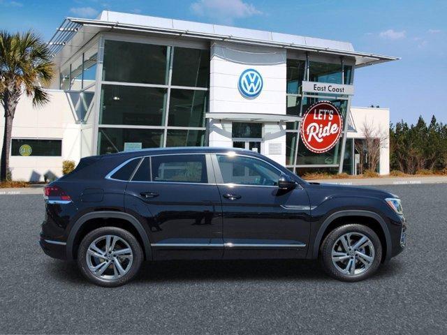 new 2024 Volkswagen Atlas Cross Sport car