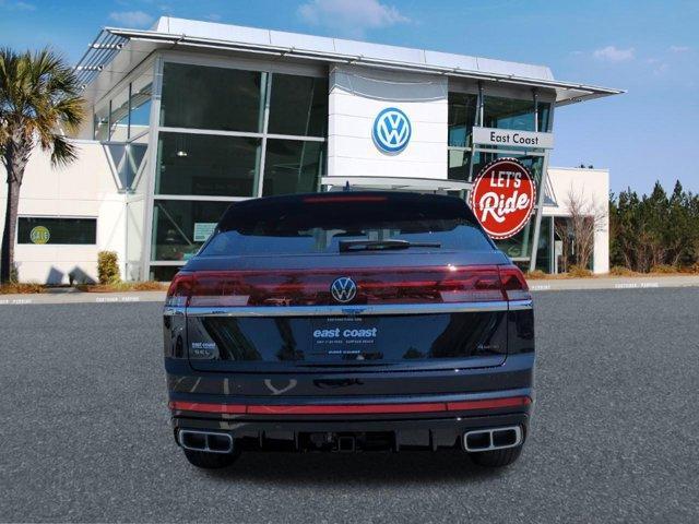 new 2024 Volkswagen Atlas Cross Sport car