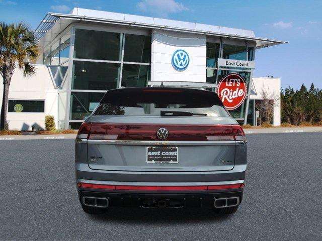 new 2024 Volkswagen Atlas Cross Sport car