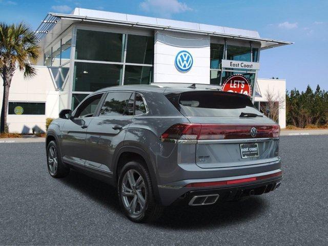 new 2024 Volkswagen Atlas Cross Sport car