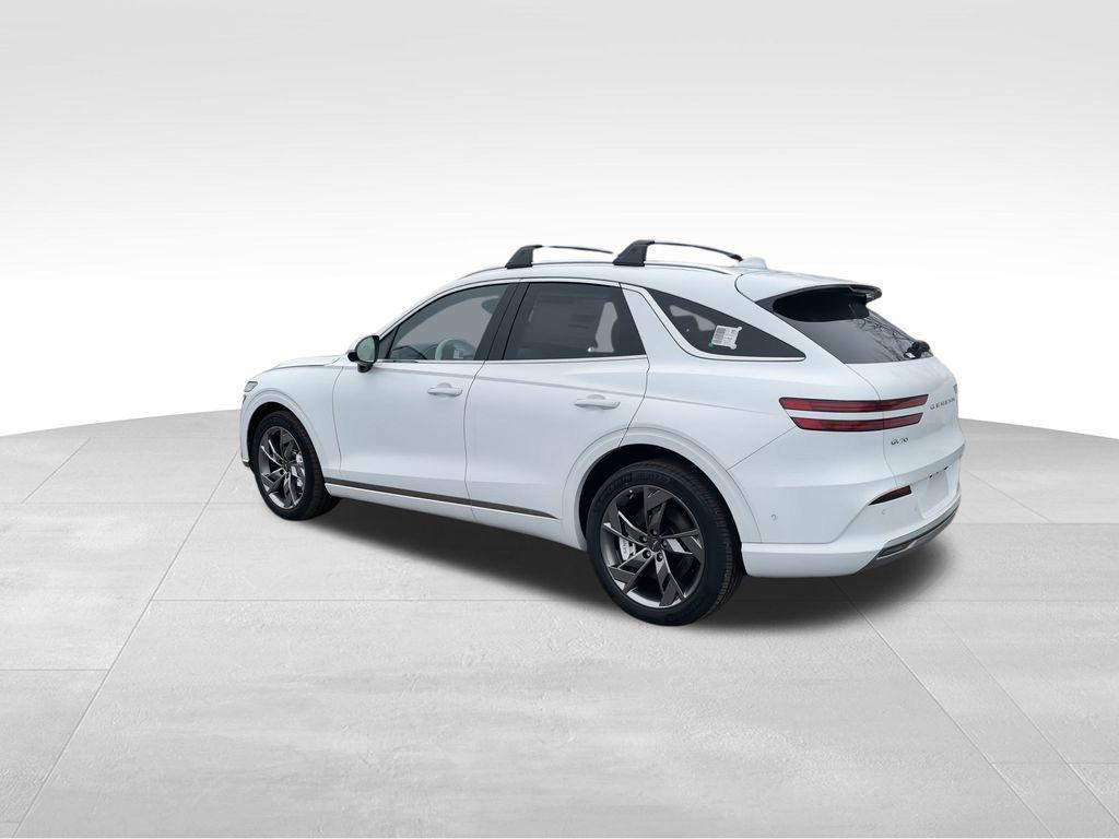 new 2025 Genesis Electrified GV70 car, priced at $59,392