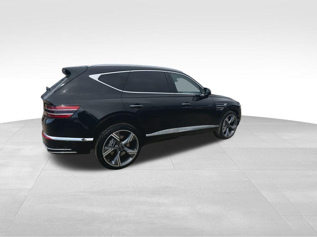 new 2025 Genesis GV80 car, priced at $78,641
