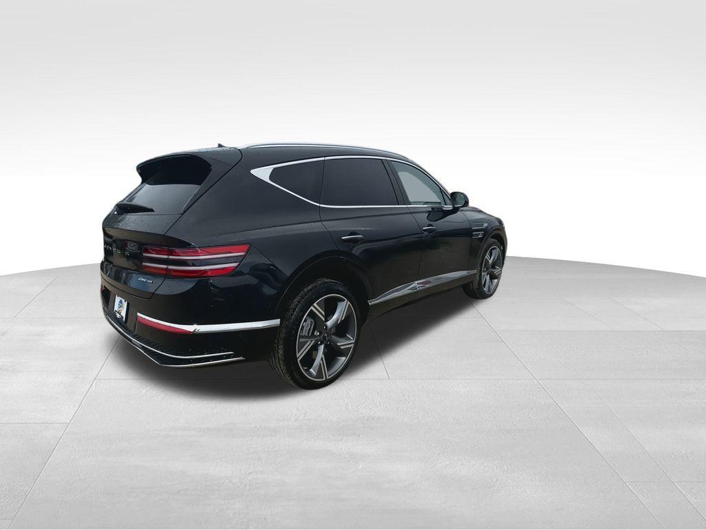 new 2025 Genesis GV80 car, priced at $78,641