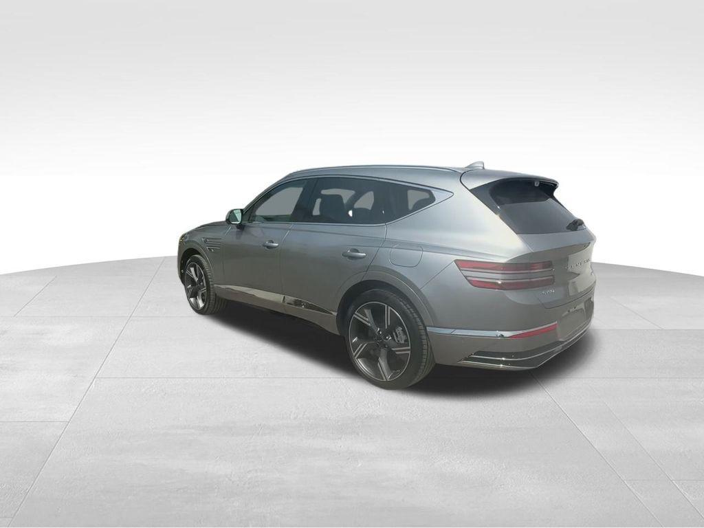 new 2025 Genesis GV80 car, priced at $76,995