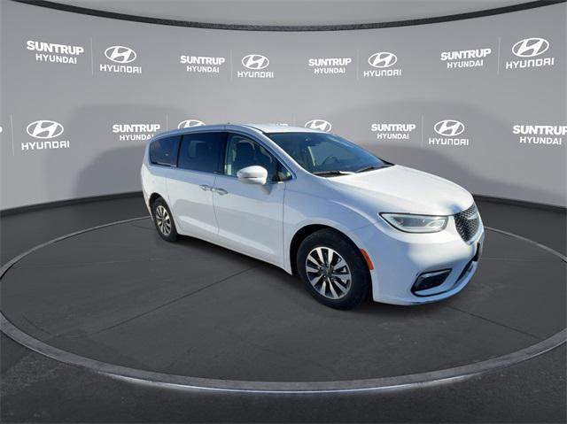 used 2022 Chrysler Pacifica Hybrid car, priced at $30,655