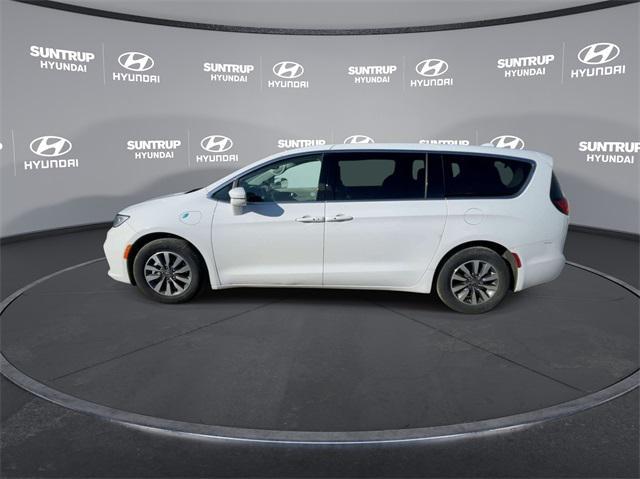 used 2022 Chrysler Pacifica Hybrid car, priced at $30,655