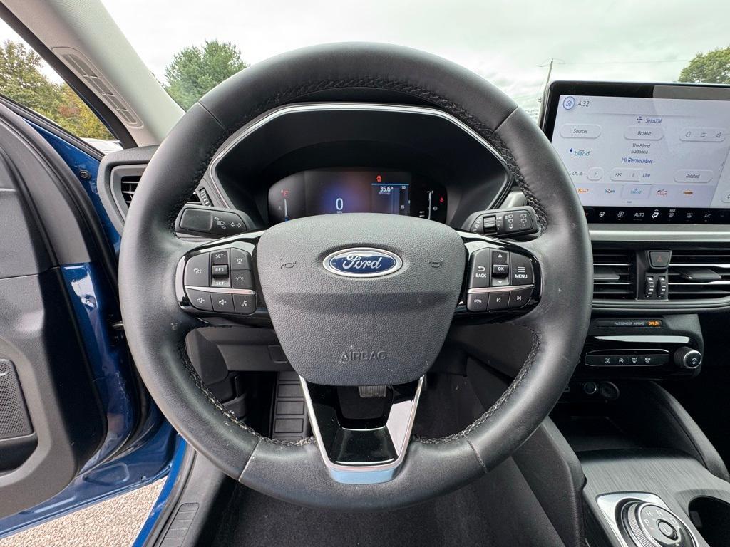 used 2023 Ford Escape car, priced at $21,242