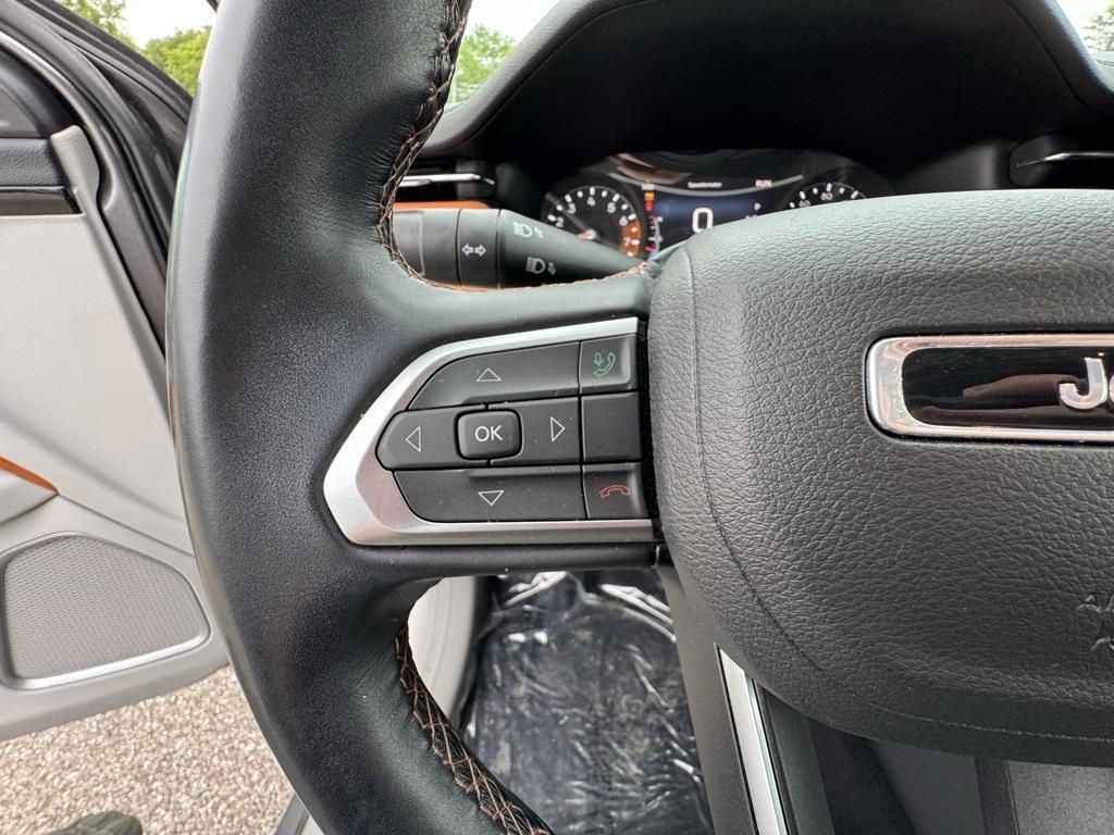 used 2022 Jeep Compass car, priced at $23,333